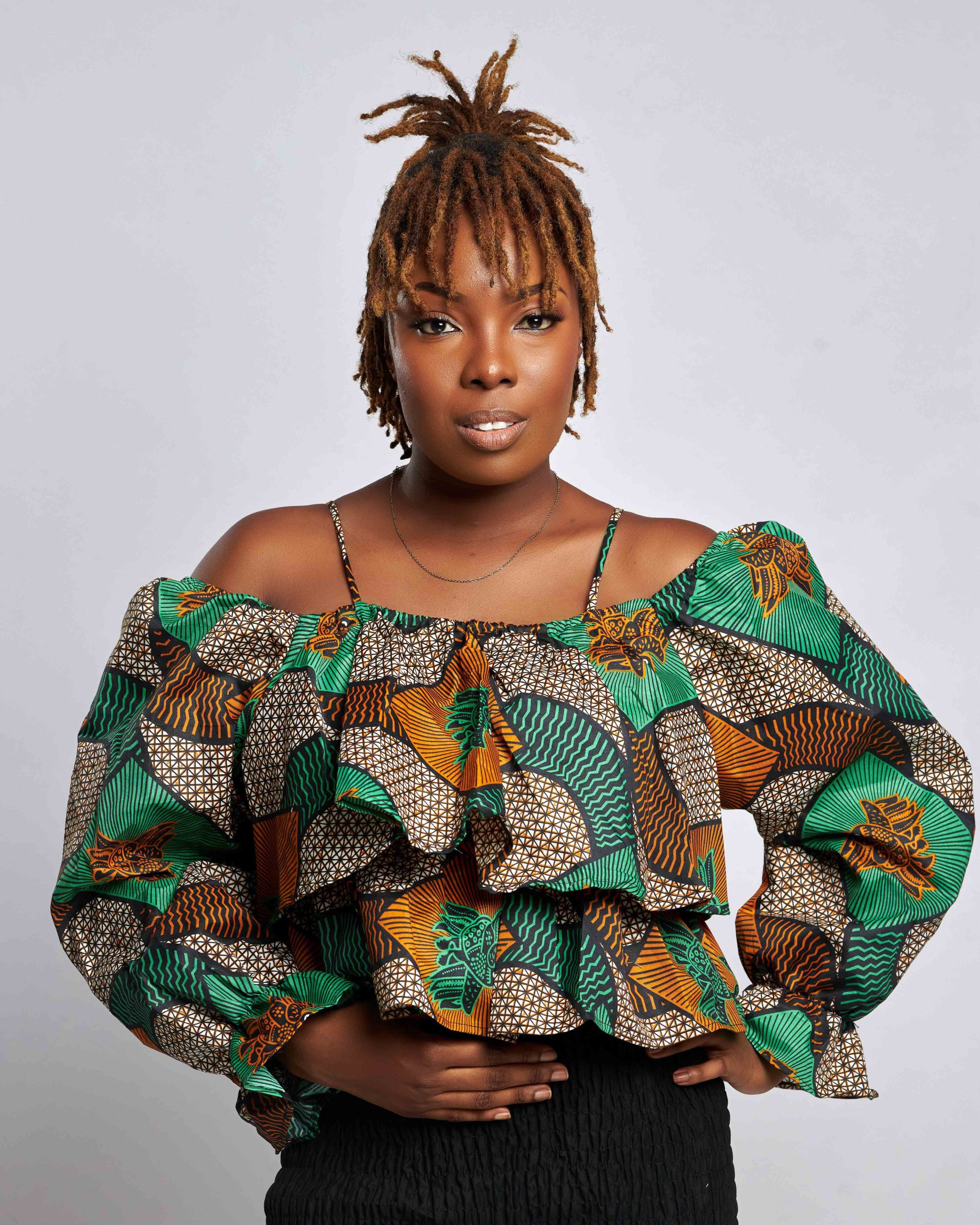 African Clothing for Women. Ankara Women's Long Sleeves Top. Retail and Wholesale, Made in Africa