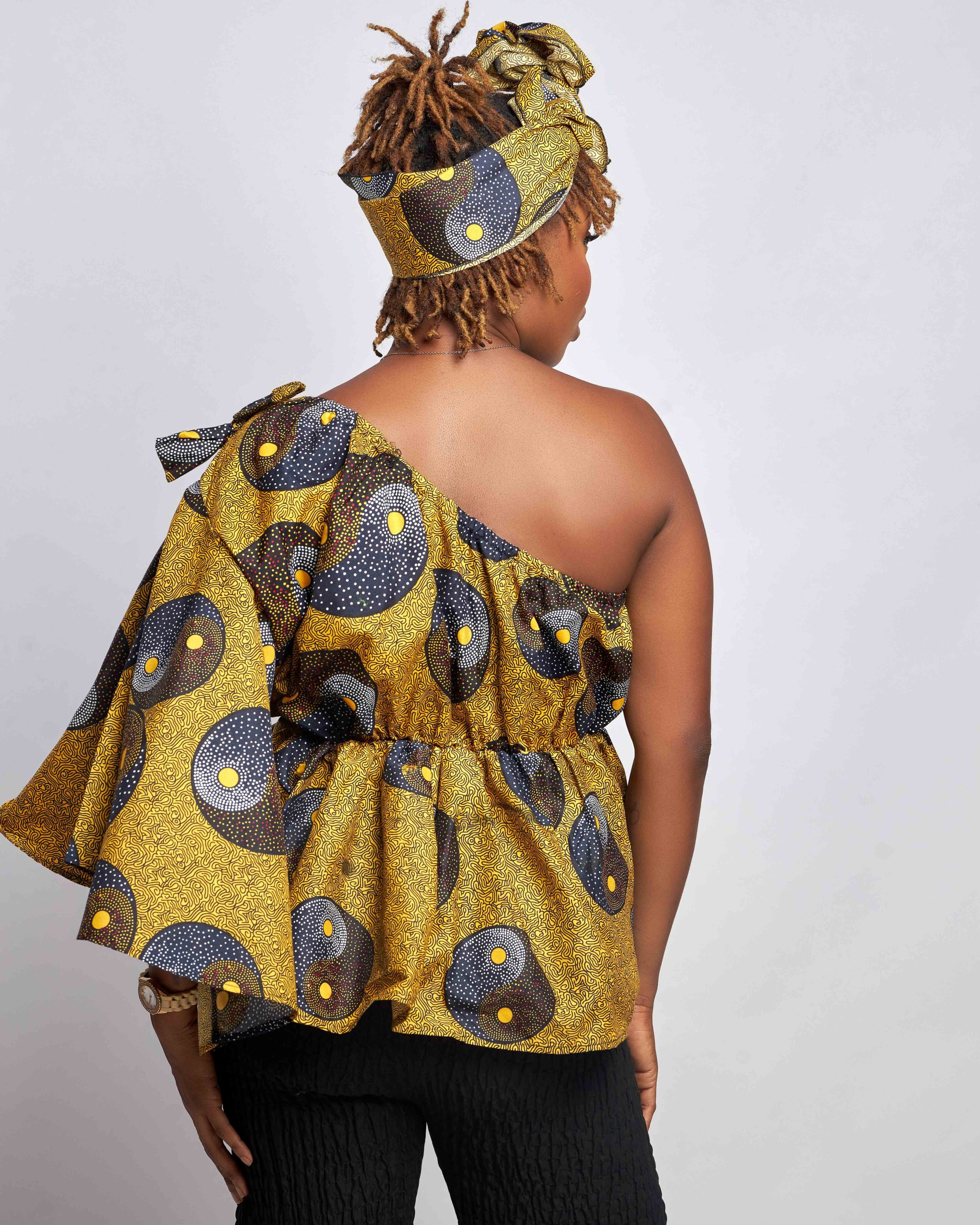 African Clothing for Women. Ankara Women's Long Sleeves Top. Retail and Wholesale, Made in Africa