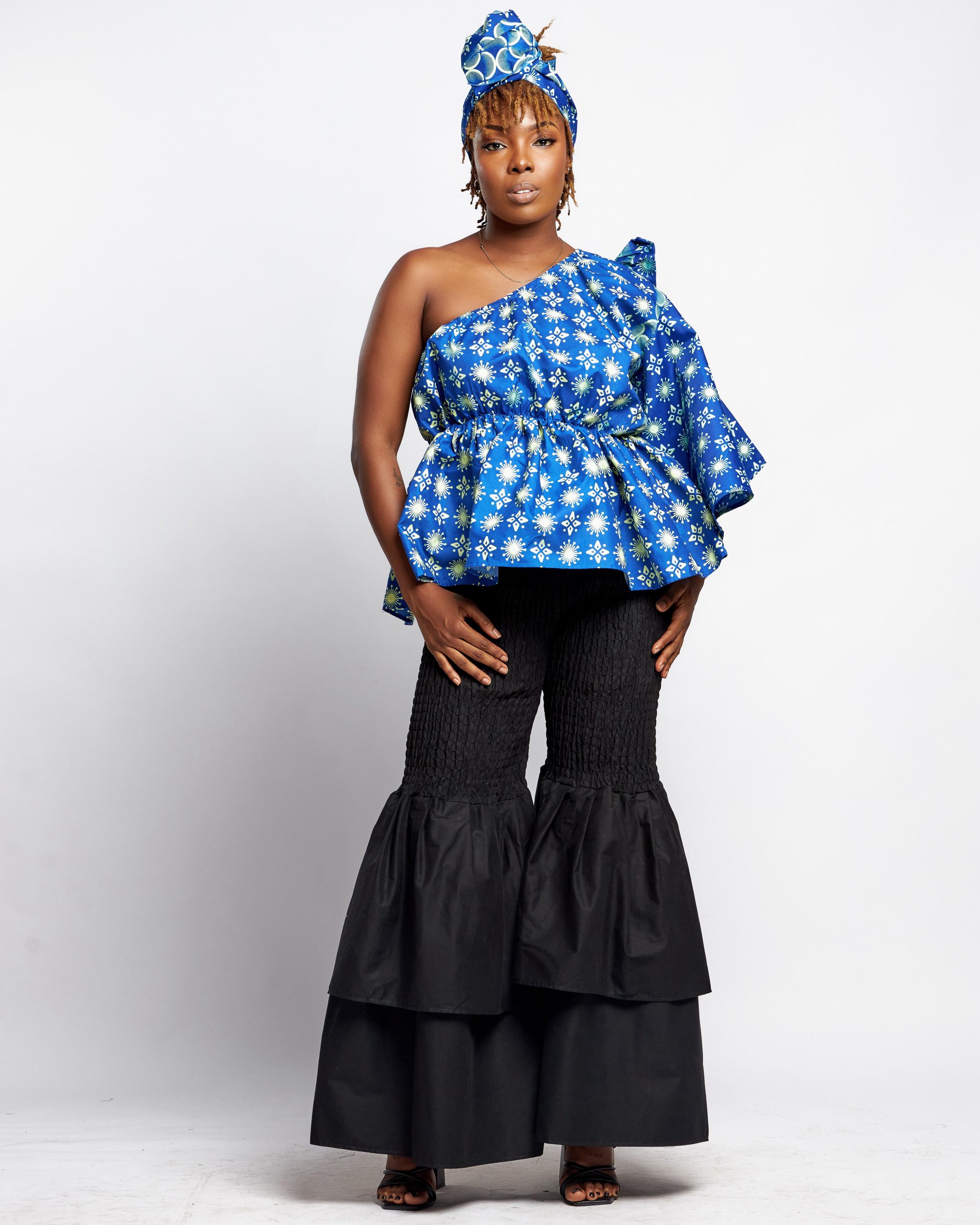 African Clothing for Women. Ankara Women's Long Sleeves Top. Retail and Wholesale, Made in Africa