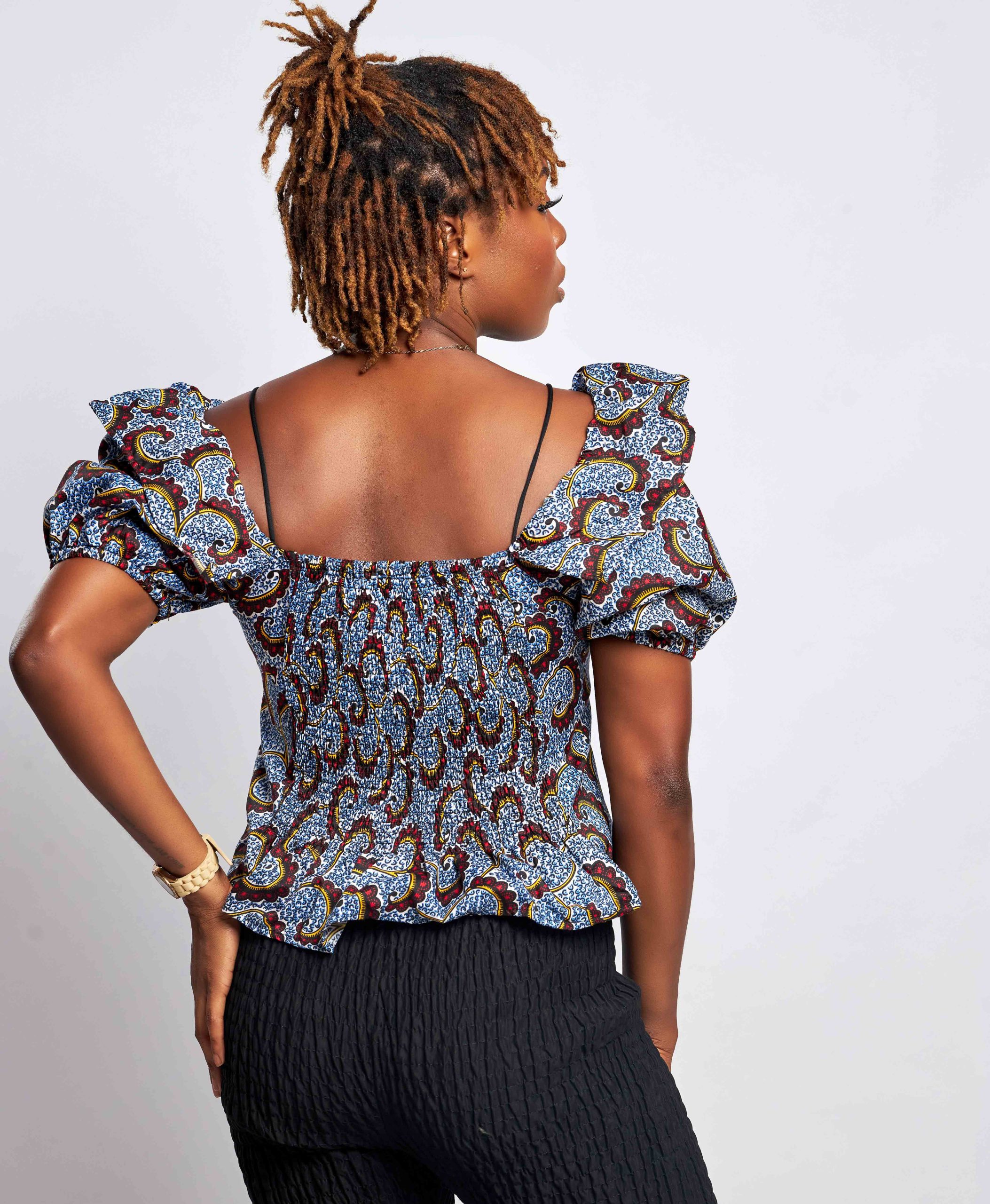 African Clothing for Women. Ankara Women's Long Sleeves Top. Retail and Wholesale, Made in Africa