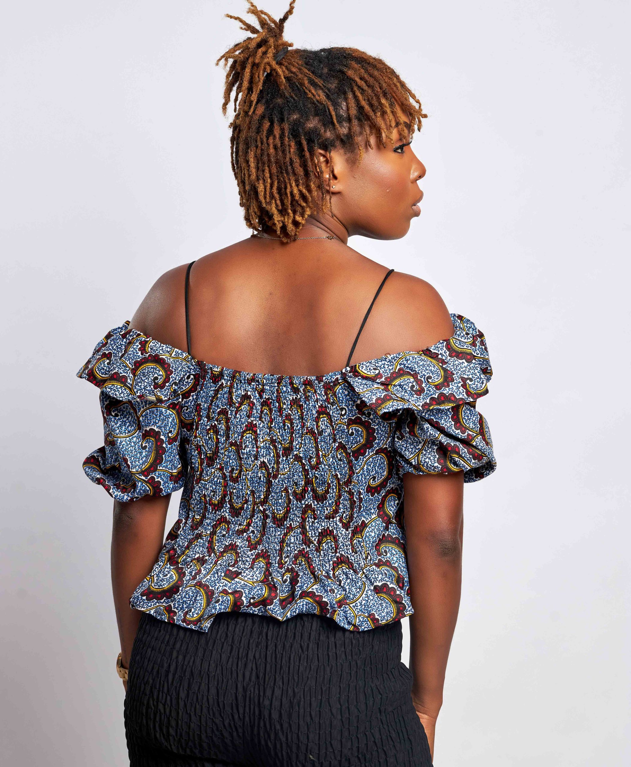 African Clothing for Women. Ankara Women's Long Sleeves Top. Retail and Wholesale, Made in Africa