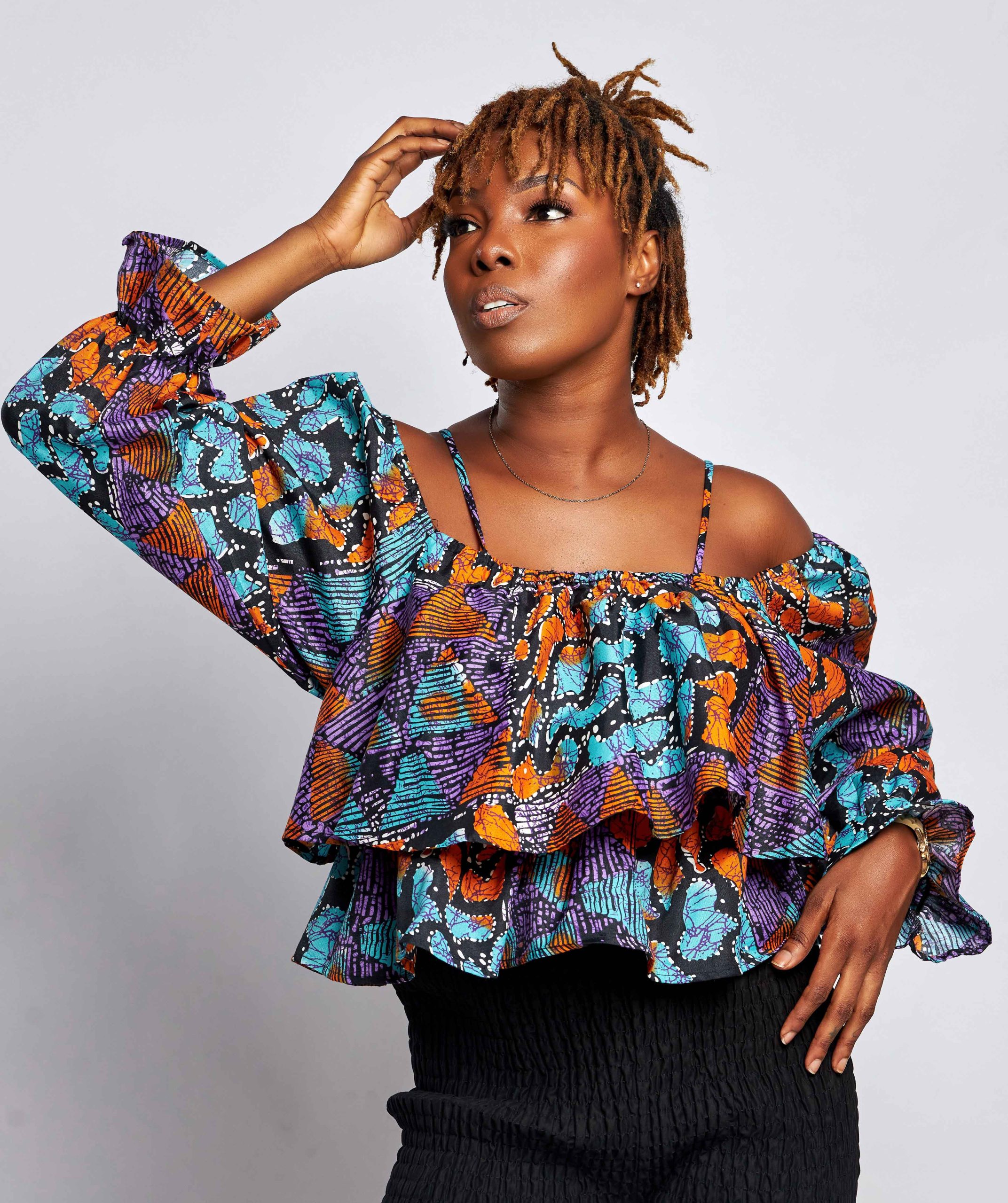 African Clothing for Women. Ankara Women's Long Sleeves Top. Retail and Wholesale, Made in Africa