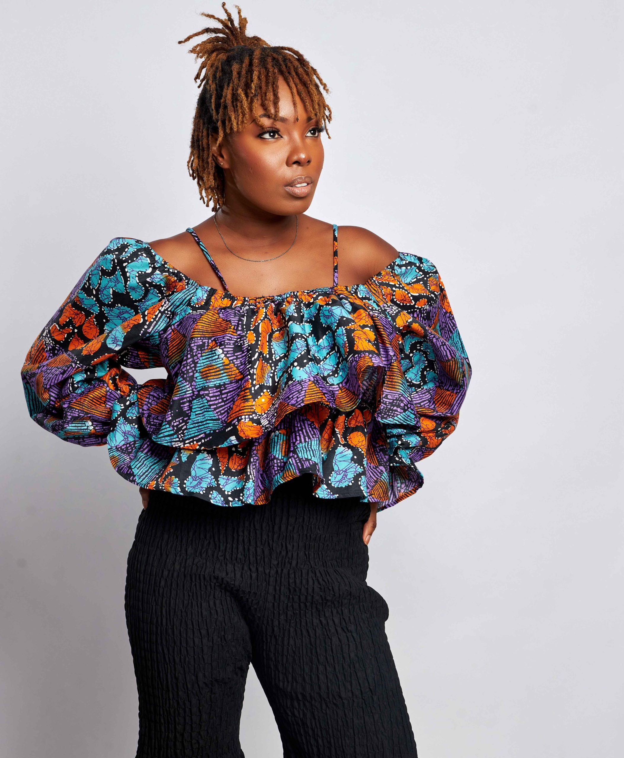African Clothing for Women. Ankara Women's Long Sleeves Top. Retail and Wholesale, Made in Africa