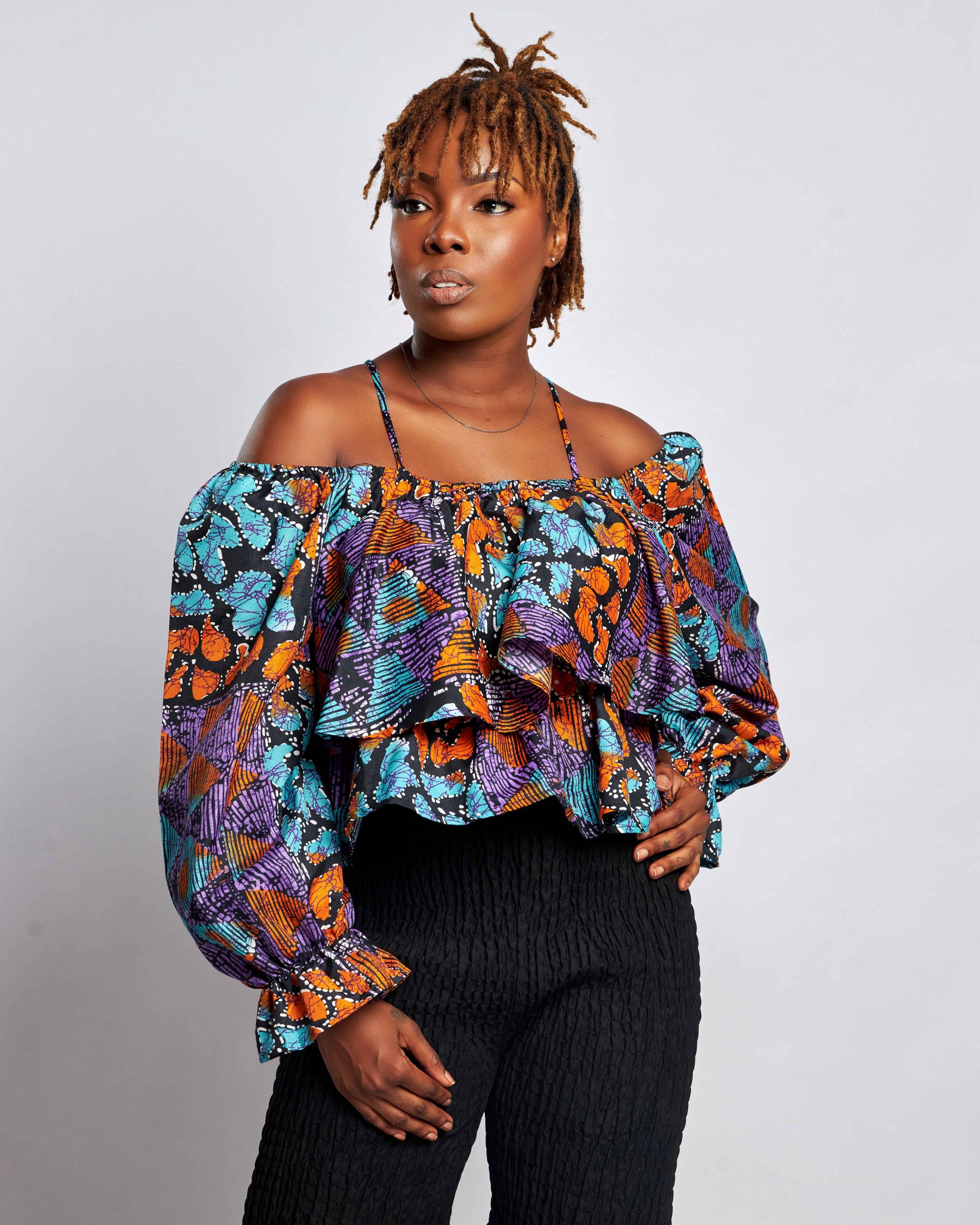 African Clothing for Women. Ankara Women's Long Sleeves Top. Retail and Wholesale, Made in Africa