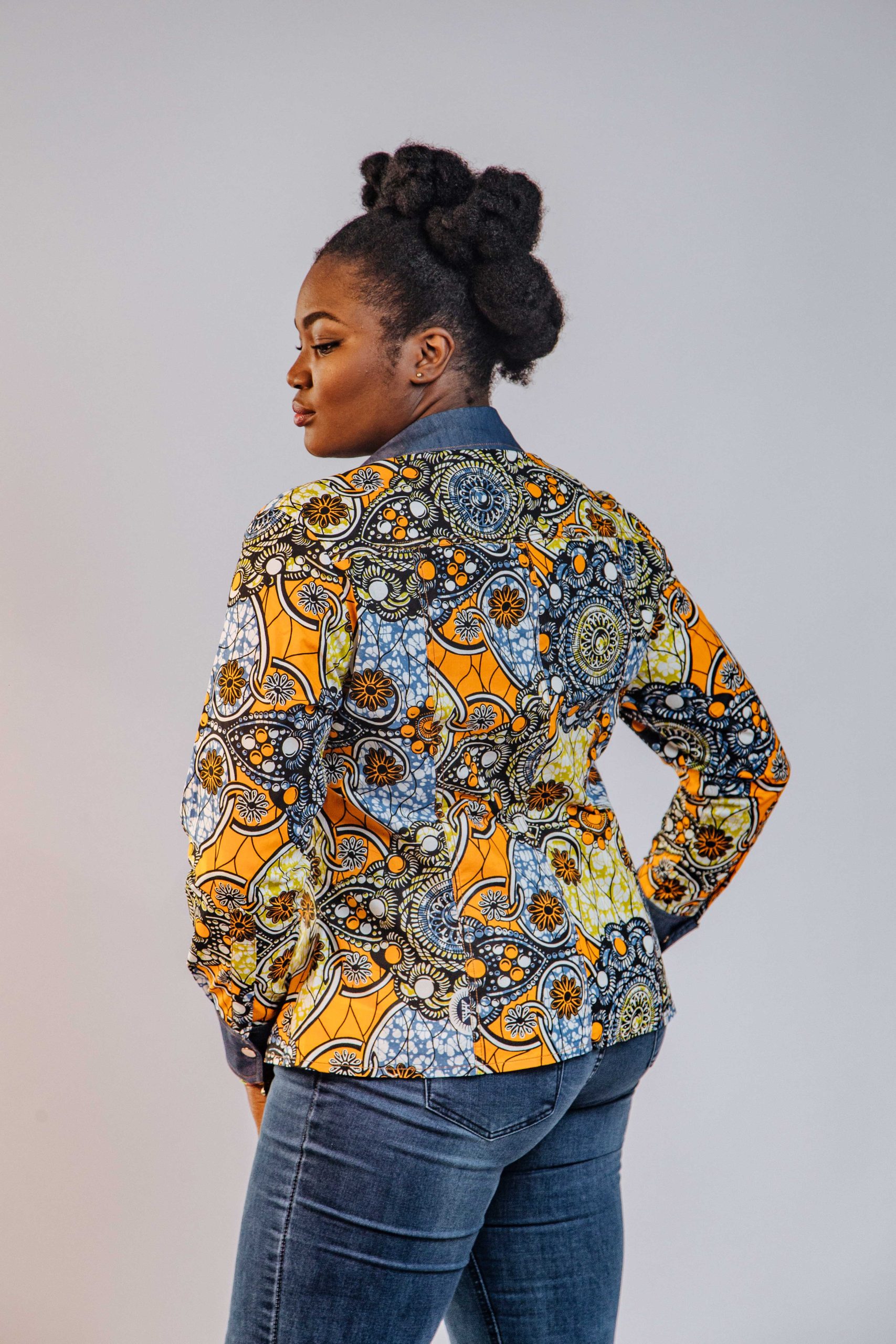 African Clothing for Women. Long-sleeved women's shirt. Retail and Wholesale. Made in Africa